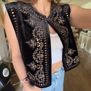 NWT Black Velvet Embroidered Western Bohemian Statement Vest